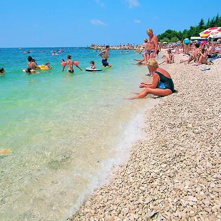 Saten Near The Пореч