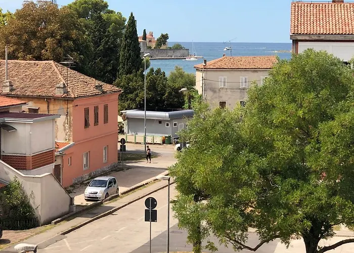 Appartement Saten Near The