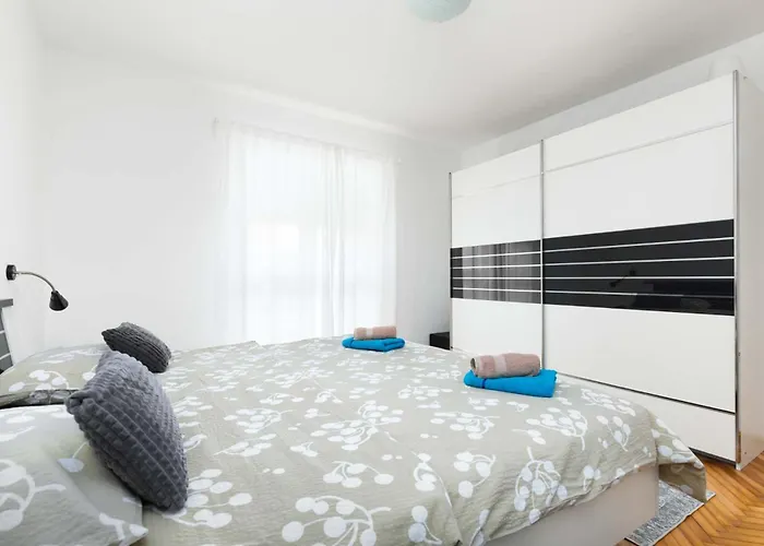 Appartement Saten Near The